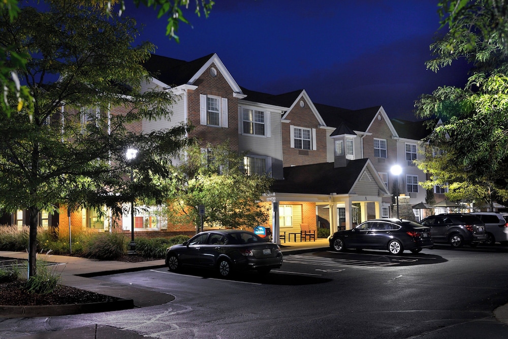 Towneplace Suites by Marriott East Lansing - photo 28
