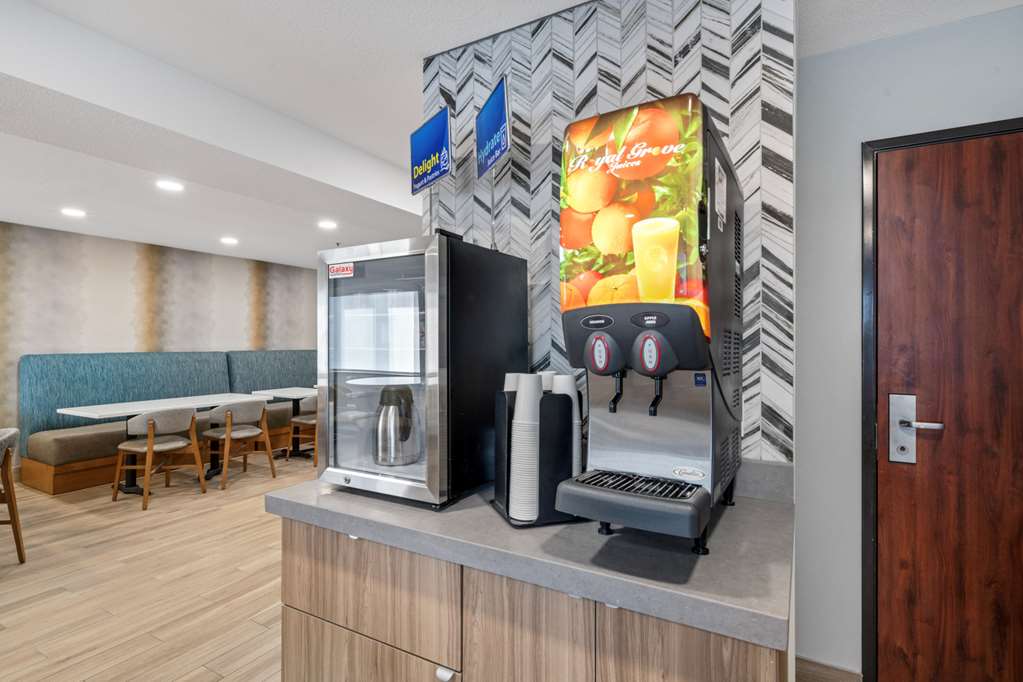 Best Western Lake Oswego Portland Hotel & Suites - photo 8