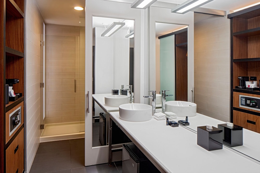 Aloft New Orleans Downtown - photo 28