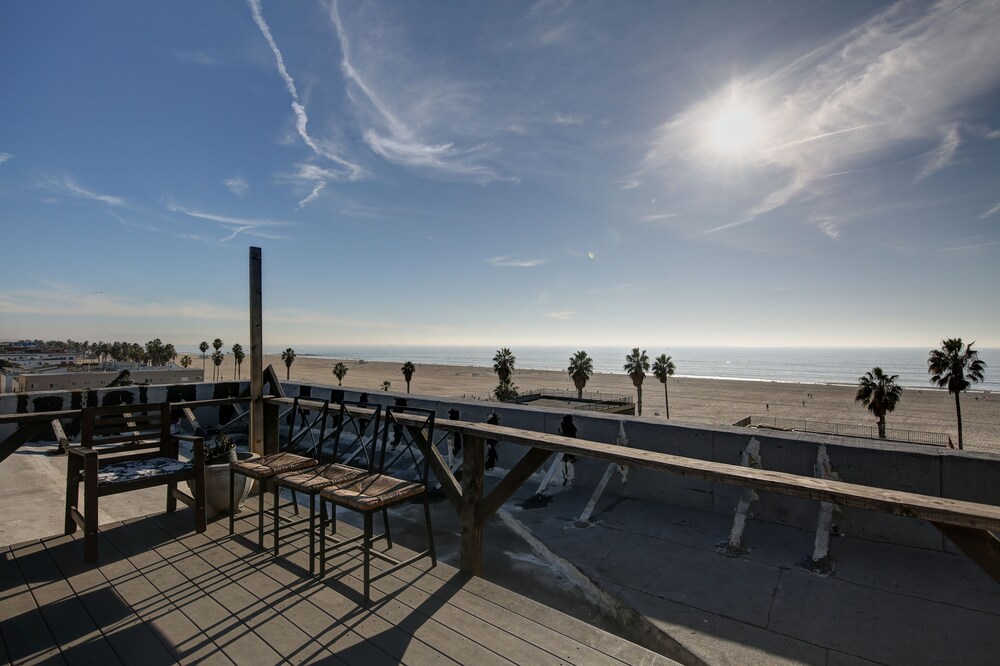 Ellison Suites - photo 93