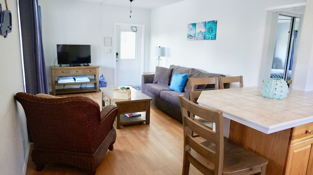 4145 By The Sea Inn & Suites - photo 50