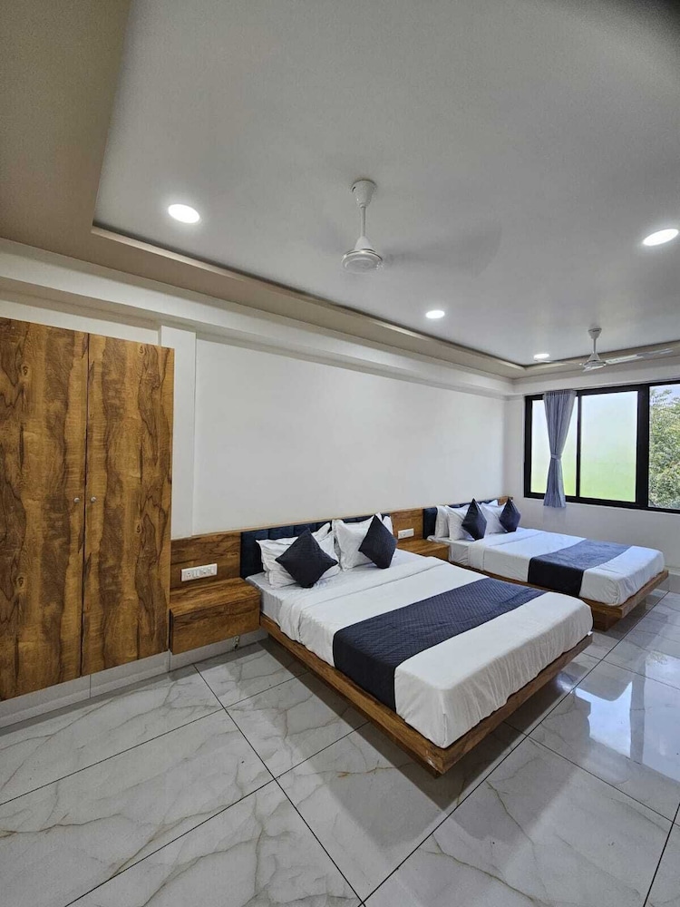 Hotel Gateway Inn — Ahmedabad — photo 4