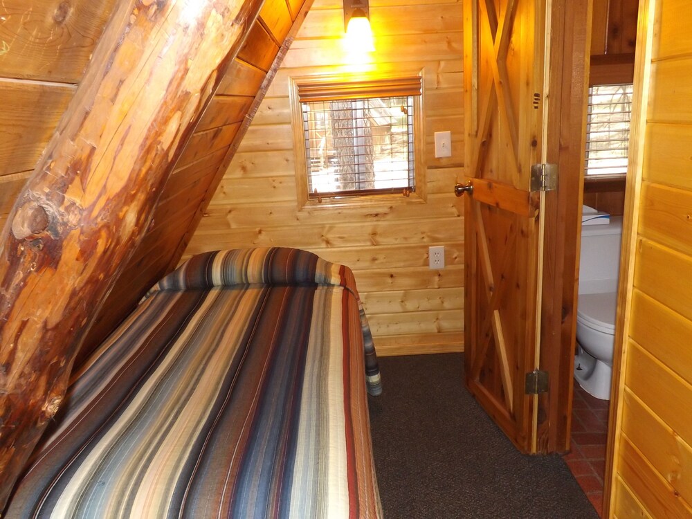 Arizona Mountain Inn and Cabins - photo 17