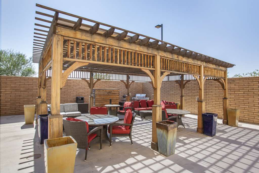 Best Western Plus Chandler Hotel & Suites - photo 8