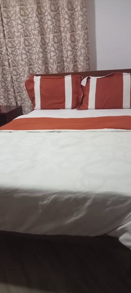 Lux Suites Siyoi Gardens Kitale — Kitale — photo 3