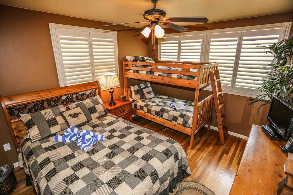 3610 Estero Blvd - photo 5