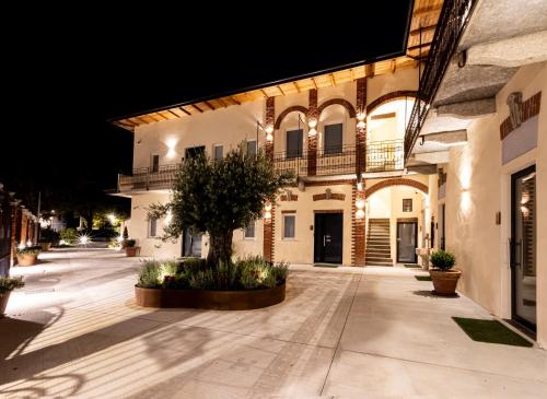 Le Fare - last minute hotel in Fara Novarese