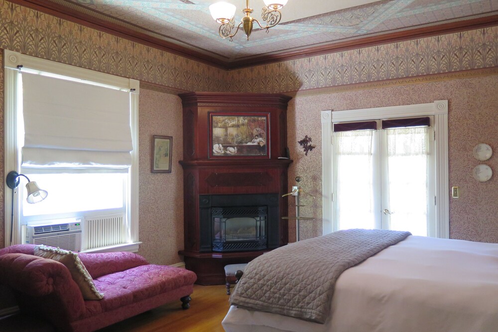 Calderwood Inn - photo 12