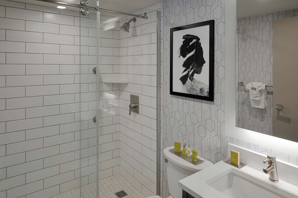 The Kingsley Bloomfield Hills a DoubleTree by Hilton - photo 60