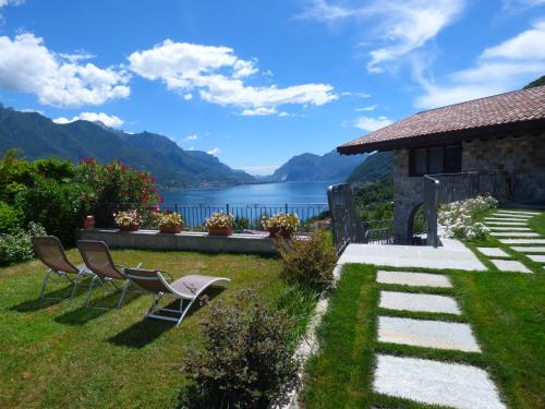 Alba E Tramonto Appartamenti Vista Lago — 4-Star Luxury Hotel in Bellagio, Italy