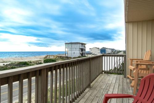 BeachyPeachyKeen by Oak Island Accommodations - photo 40