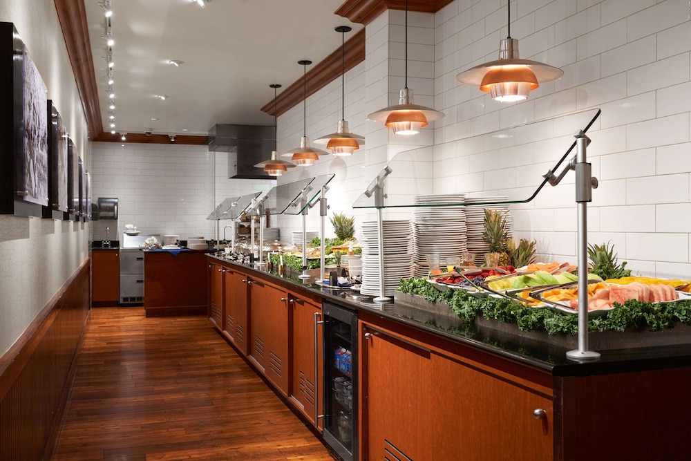 DoubleTree by Hilton Hotel Dallas Love Field - photo 41