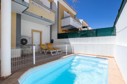 Villa Amoreira Ii 23V3 By Algarvemanta — 4-Star Luxury Hotel in Manta Rota, Portugal
