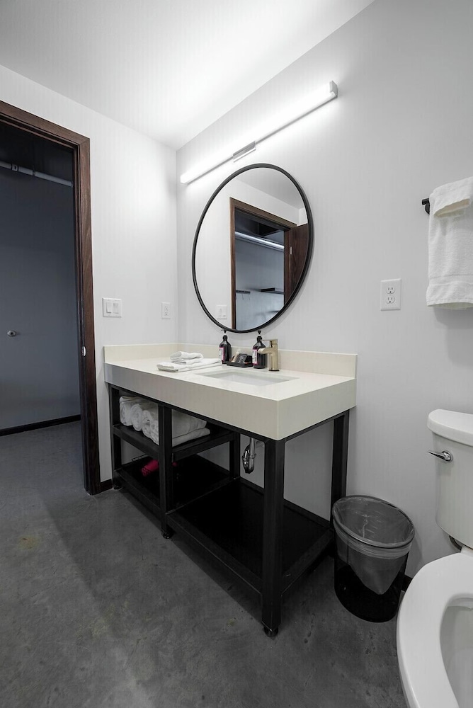 Brewhalla Hotel - photo 79