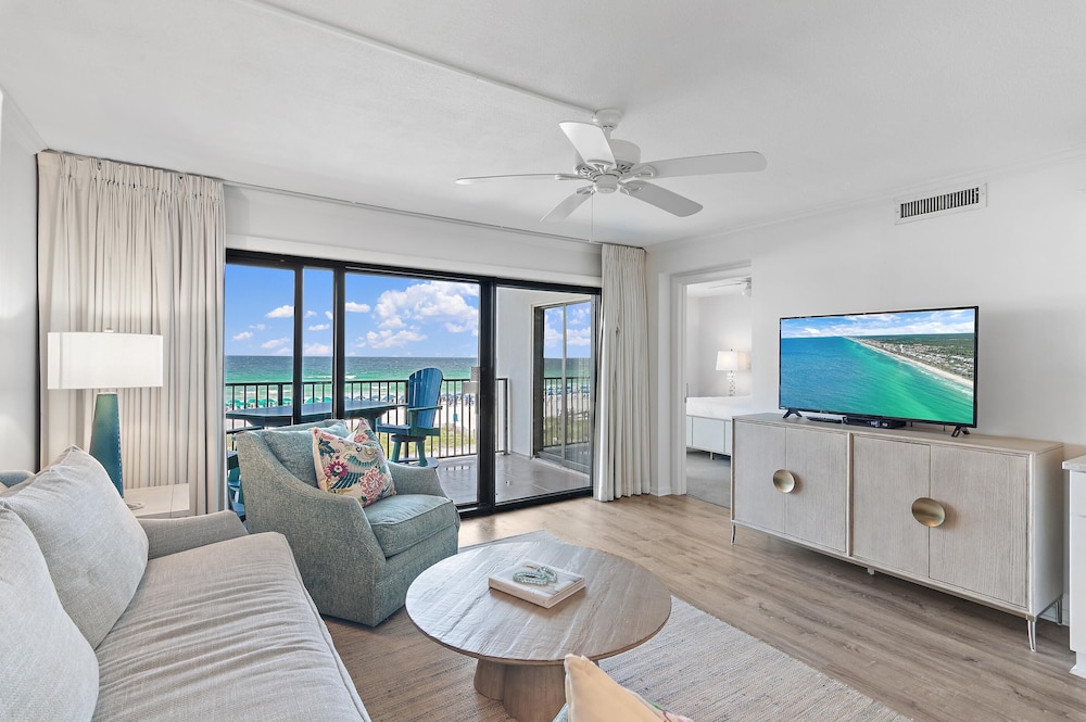 Emerald Towers 305 - carbon neutral hotel in Destin