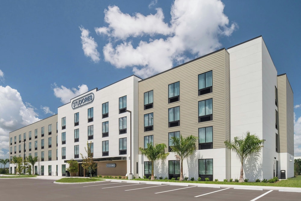 StudioRes by Marriott Fort Myers Airport in Fort Myers, United States