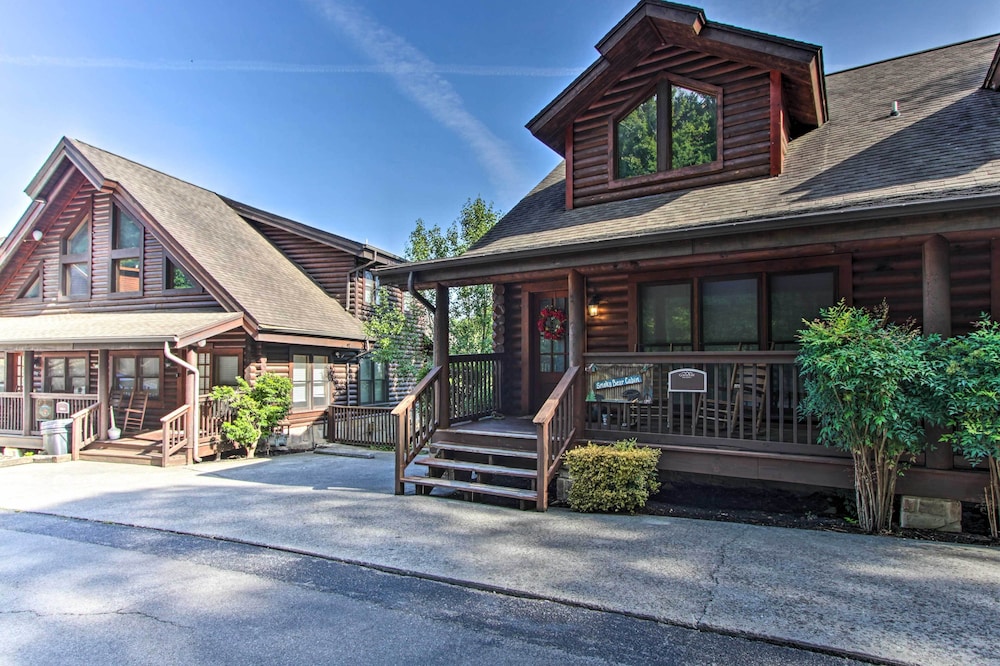 3 Mi To Dollywood Pigeon Forge Resort Studio - photo 21