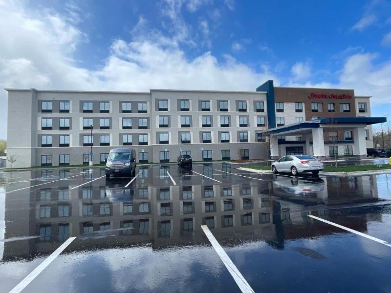 Hampton Inn & Suites Ypsilanti - photo 2