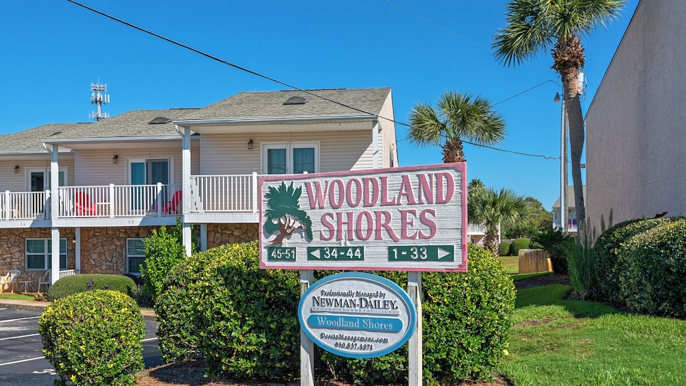 Woodland Shores 37: Steps to Beach 2 Pools Free Attraction Tickets - photo 46