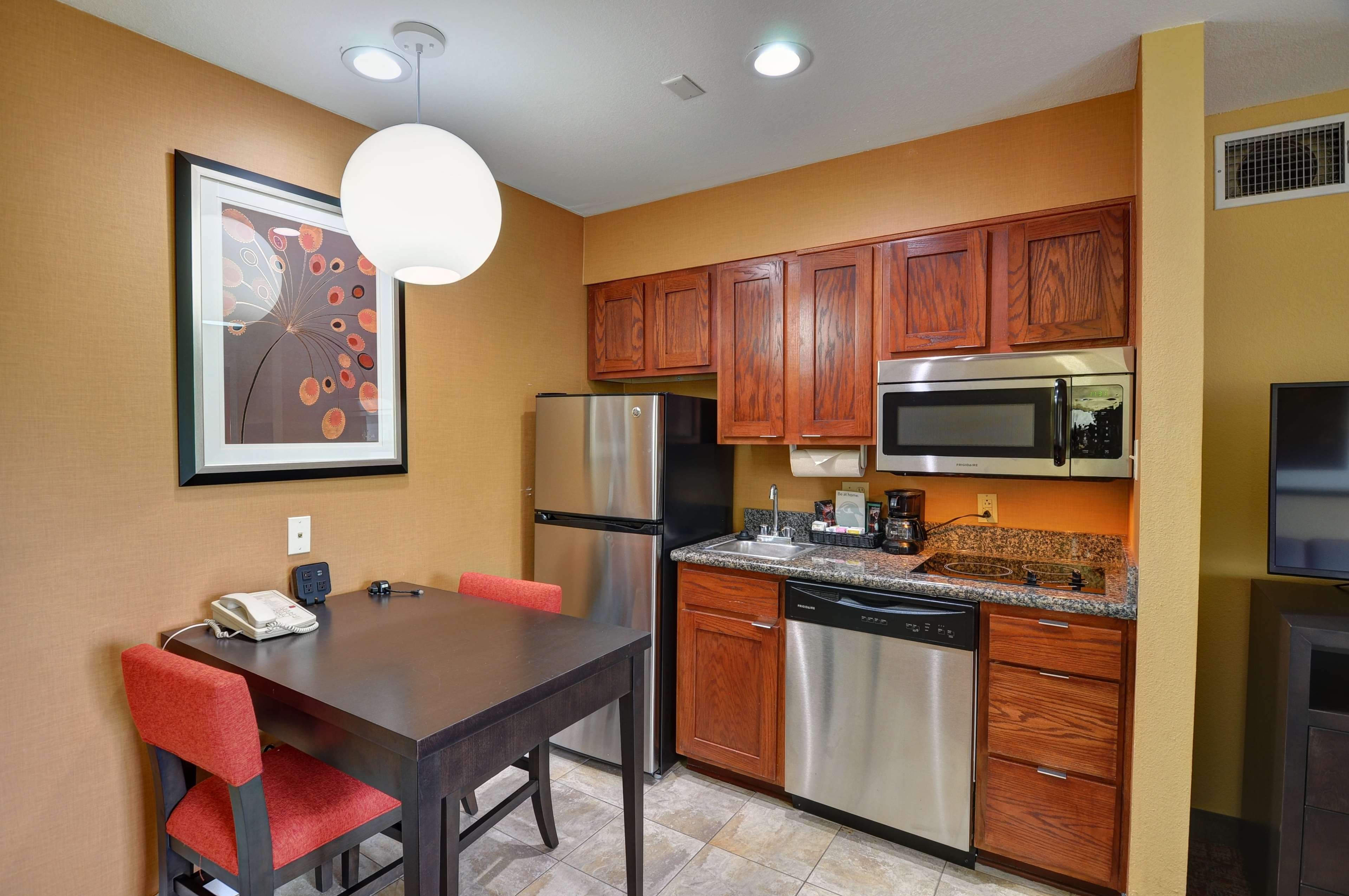 Homewood Suites by Hilton Longview - photo 29