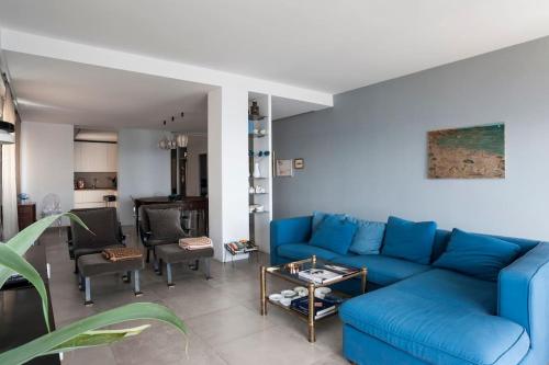 Prua Sul Mare — Aci Trezza — photo 4
