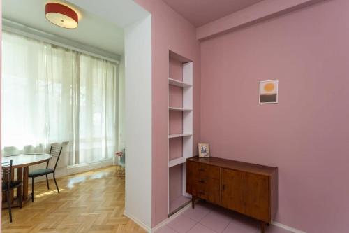 Super Stylish and Spacious 3 Seperated Apartments For 6 people
