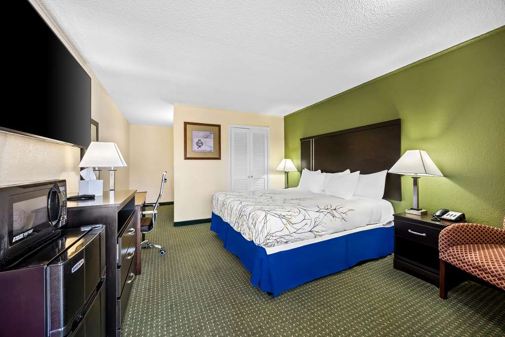 Americas Best Value Inn Ft. Jackson - photo 17