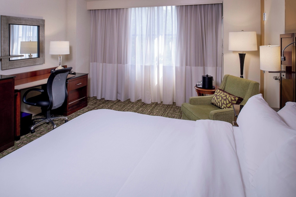 Marriott St. Louis West - photo 25