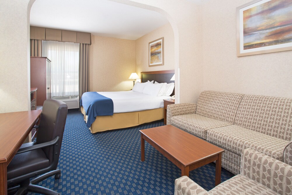 Abilene Inn & Suites - photo 10