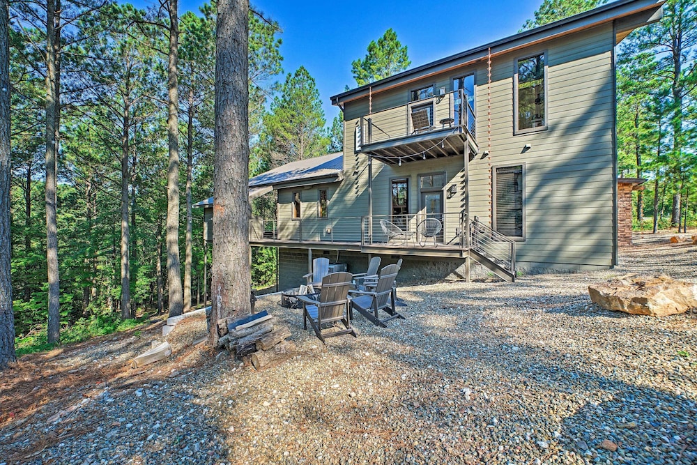 Broken Bow Cabin Less Than 9 Mi to Choctaw Landing Casino - photo 23