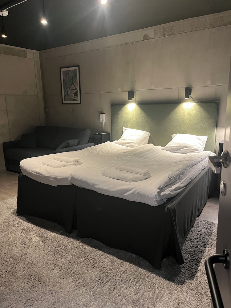 Playhotel - carbon neutral hotel in Mjoelby