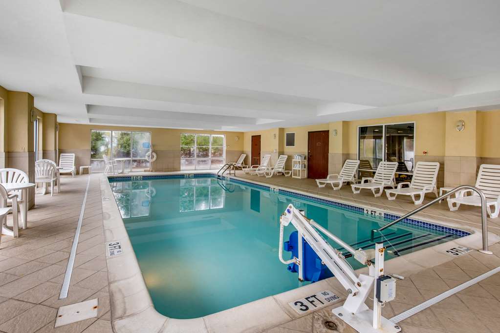 Comfort Suites Seaford - photo 33
