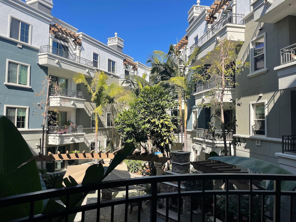 Casa Bel Air — 4-Star Luxury Hotel in Los Angeles, United States