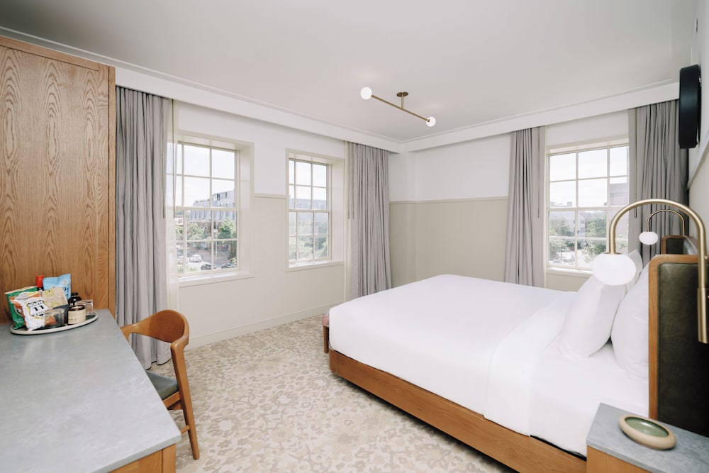 Hotel Heron Alexandria Old Town Curio Collection by Hilton - photo 28