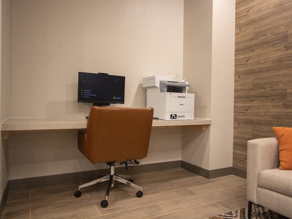 Candlewood Suites Louisville North by IHG - photo 34