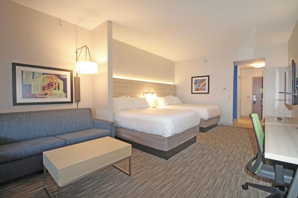 Holiday Inn Express & Suites Ocala by IHG - photo 16