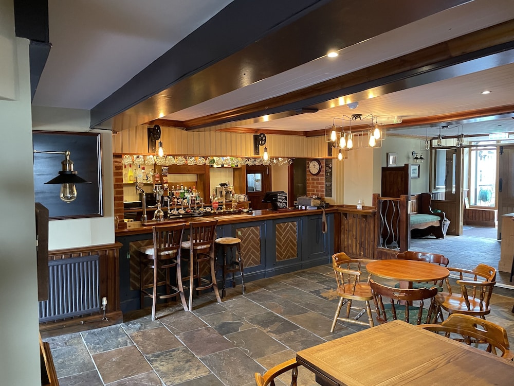 The Swan Hotel — hotel in Newbury