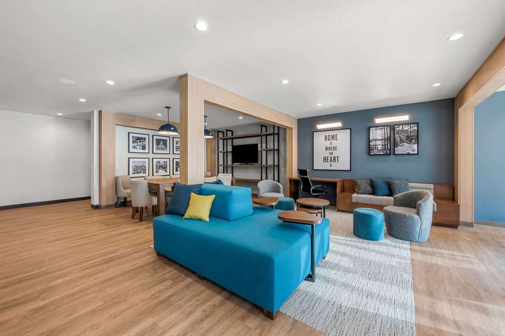 Everhome Suites Fayetteville near Fort Bragg - photo 10
