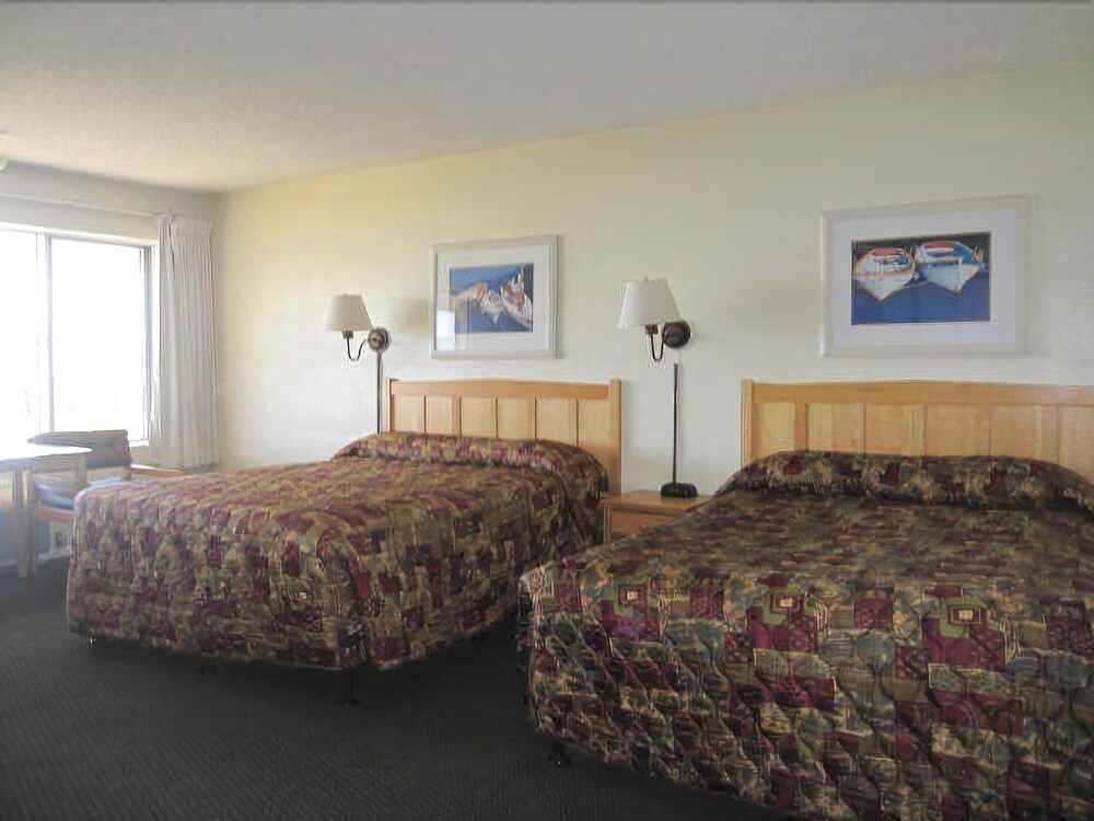 Skylark Shores Resort - photo 5