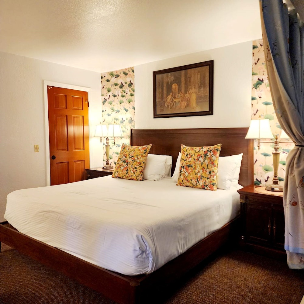 Miranda Gardens Resort - photo 18