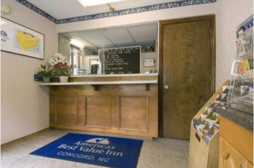 Cabarrus Inn - photo 7