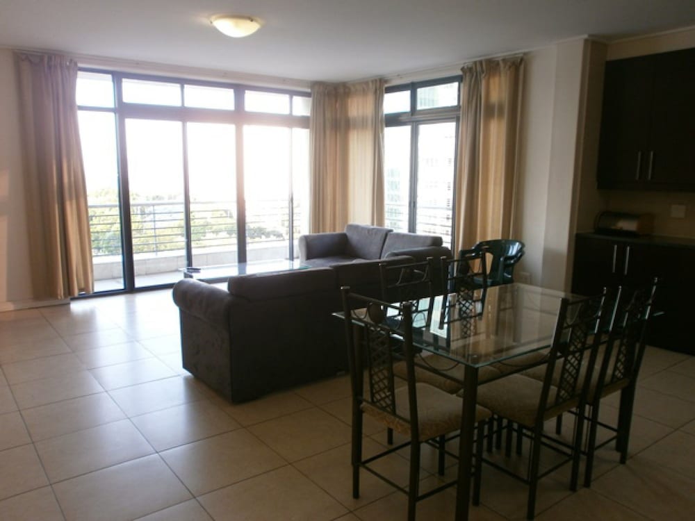 Dockside Apartments — 4-Star Luxury Hotel in Cape Town, South Africa