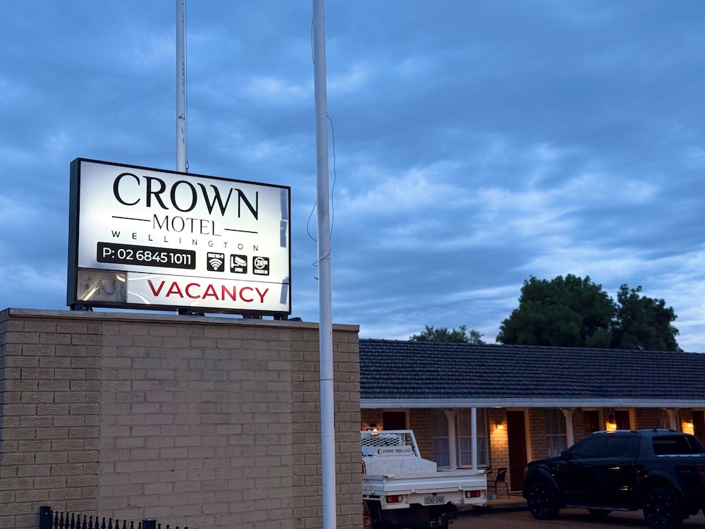 Crown Motel Wellington — Wellington