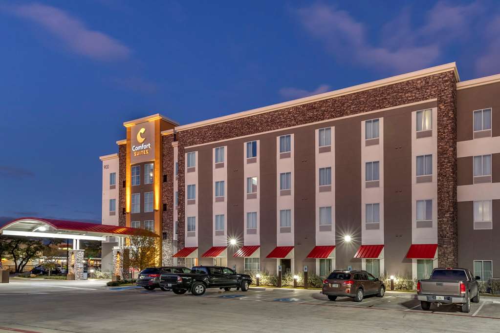 Comfort Suites Texas - photo 5
