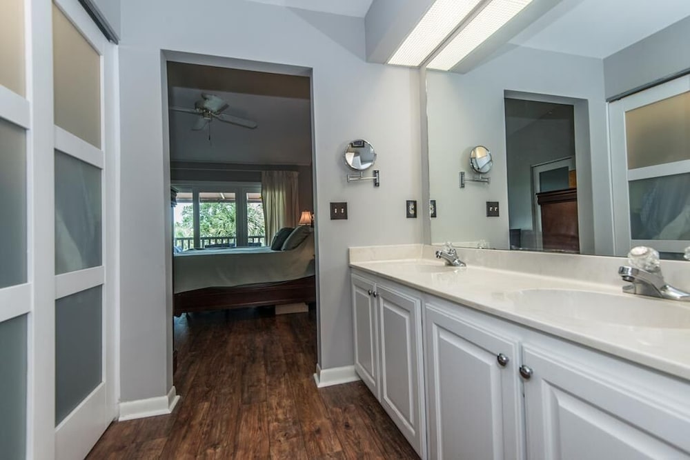 406 Yacht Harbor Court - photo 5