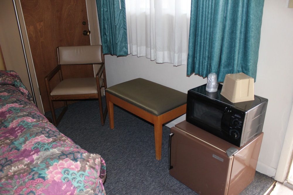 Hastings Inn - photo 25