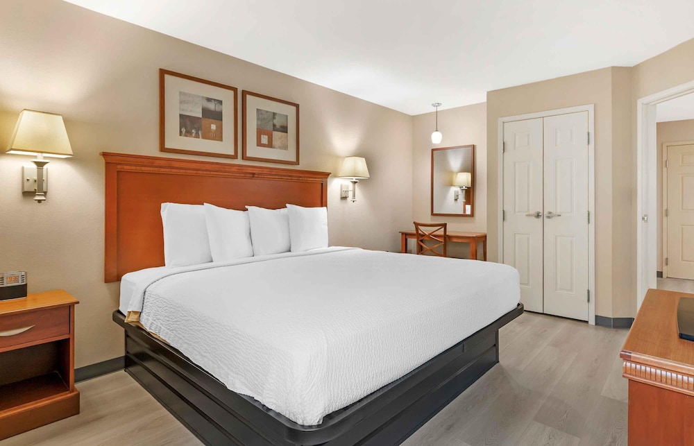 Extended Stay America Suites McAlester Hwy 69 - photo 18