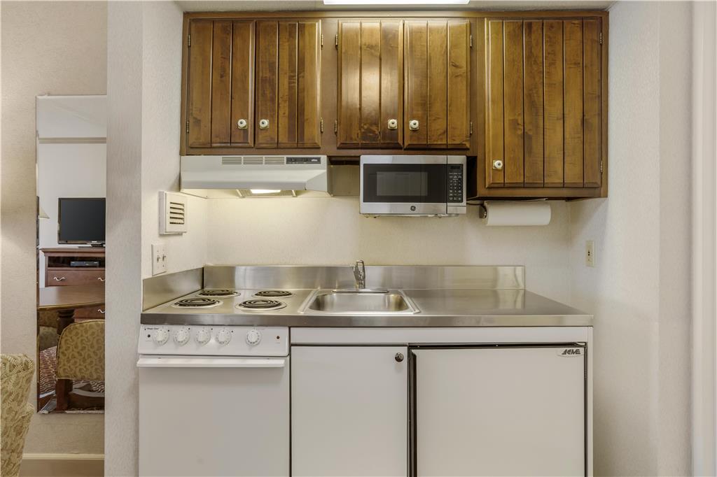 Best Western PLUS Morristown Inn Florham Park - photo 27