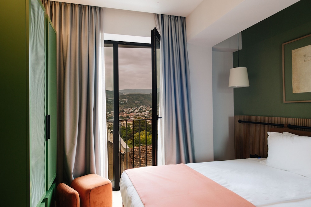 Hotel 21 - carbon neutral hotel in Tbilisi