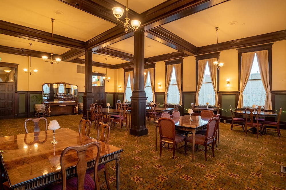 Geiser Grand Hotel - photo 38
